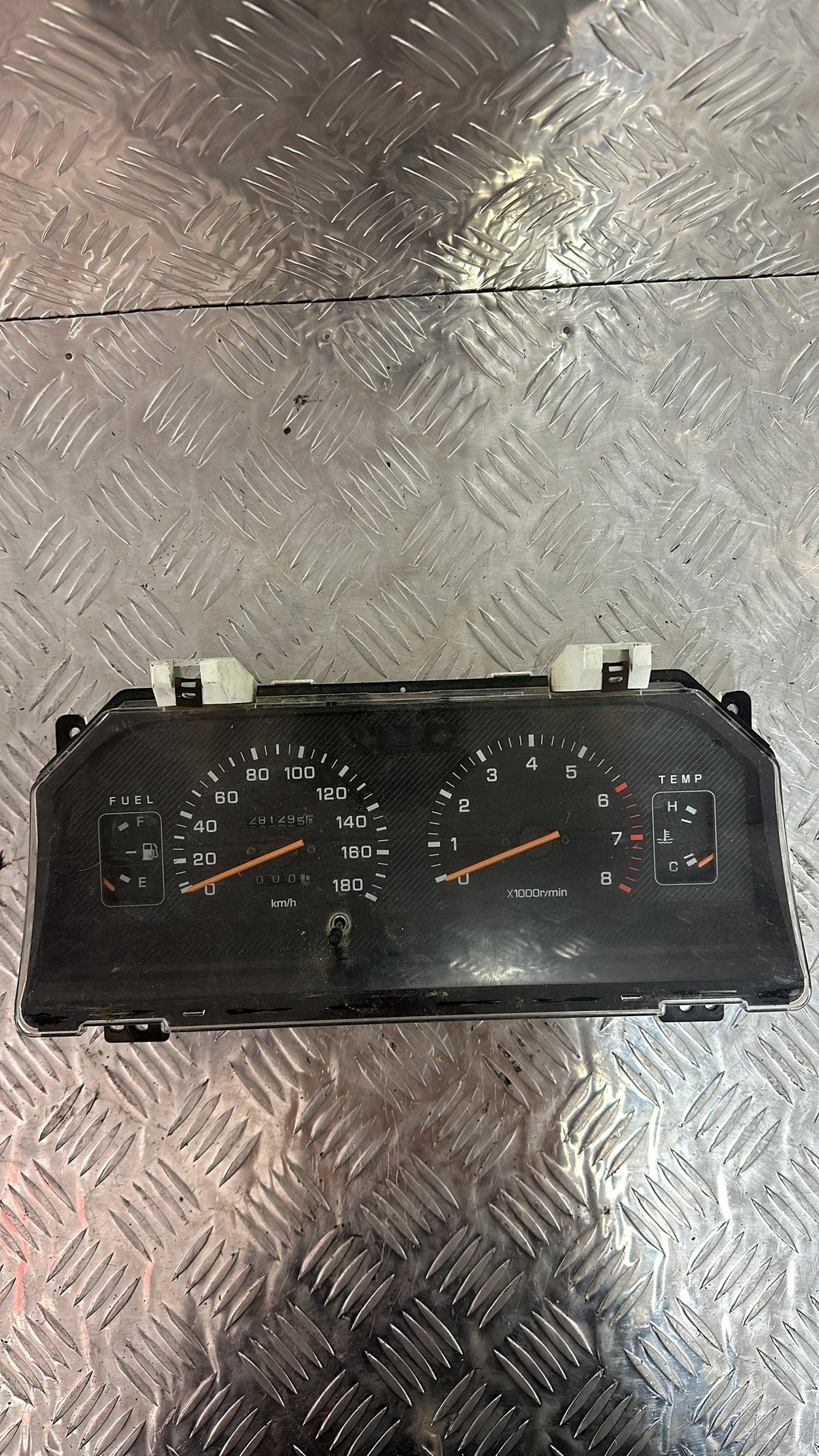 1999-2013 Mitsubishi L300 Instrument Cluster