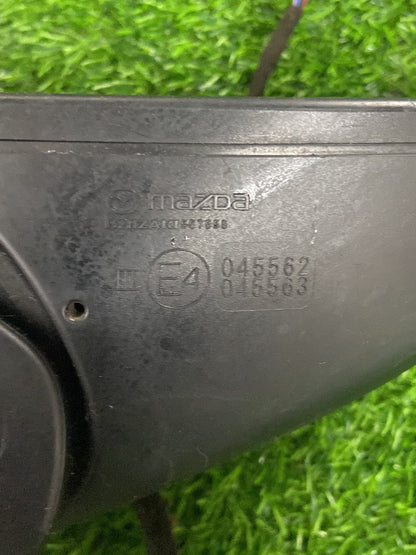 2019 - 2025 Mazda Mazda3 Right Door Mirror 8 Wire Type
