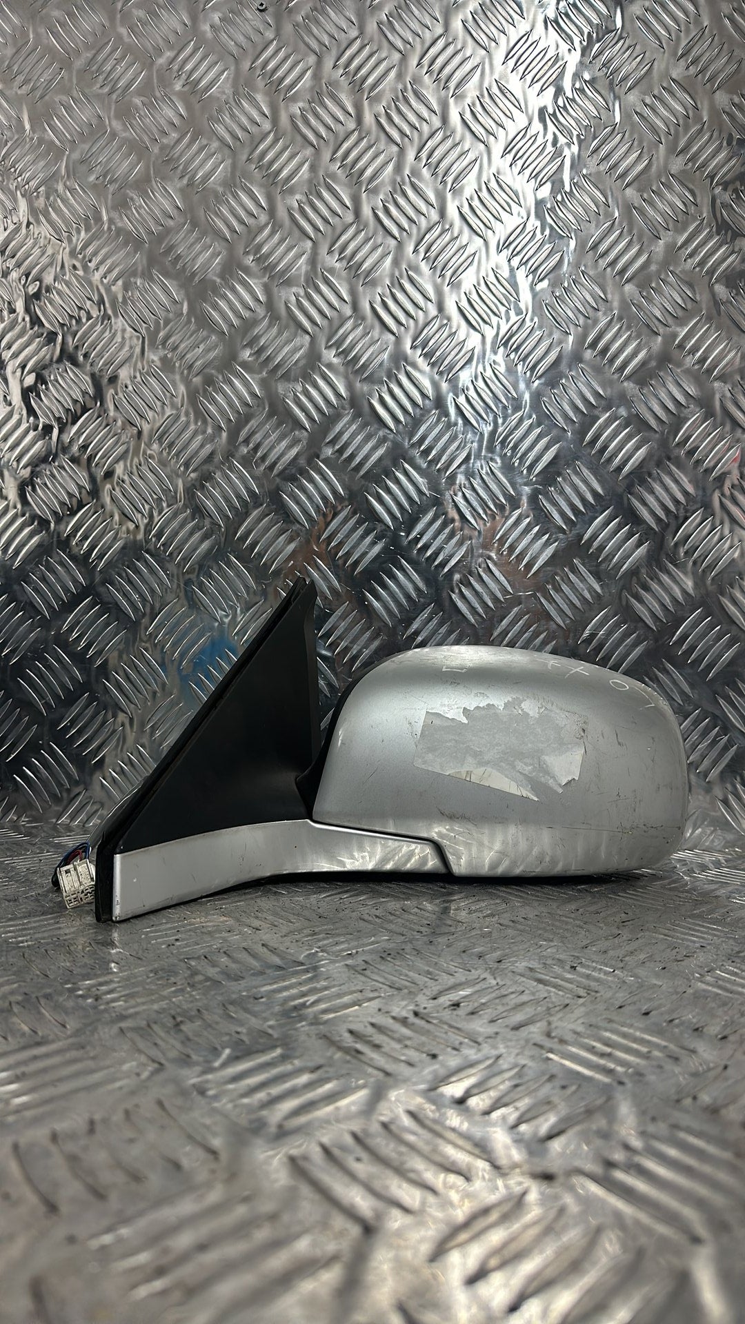 2005-2011 Suzuki Swift RS415- Left Door Mirror PN: 7 WIRE
