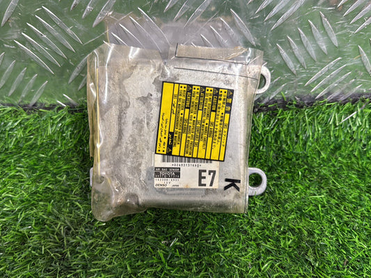 2003 - 2008 Toyota Prius V Airbag Module 89170-47370