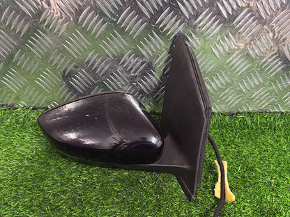 2010 - 2014 Volkswagen Polo Right Door Mirror 8 Wires