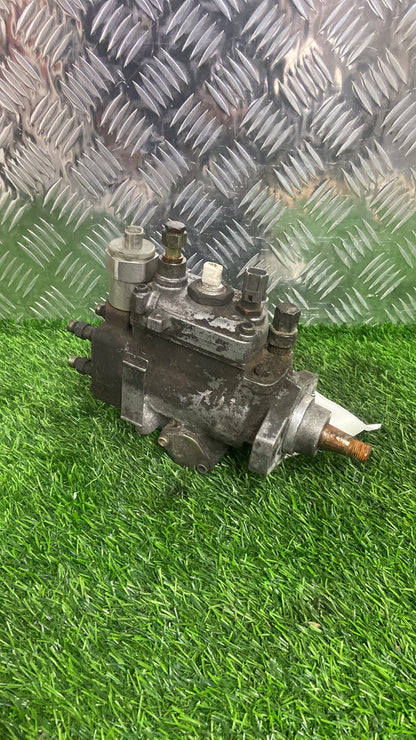Toyota Hilux Injector Pump 221005D180