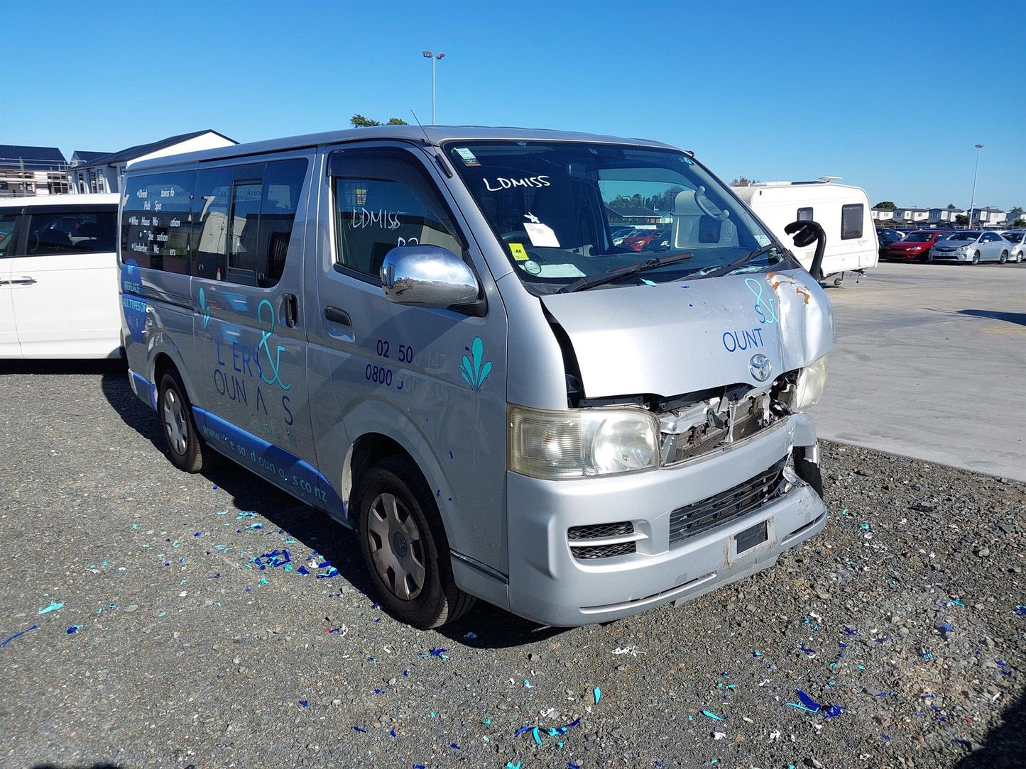 2009 Toyota Hiace COVERED WRECKING FOR PARTS ONLY