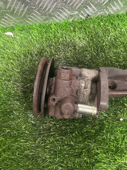 Toyota Hiace Steering Pump 2L 2LTE 3L