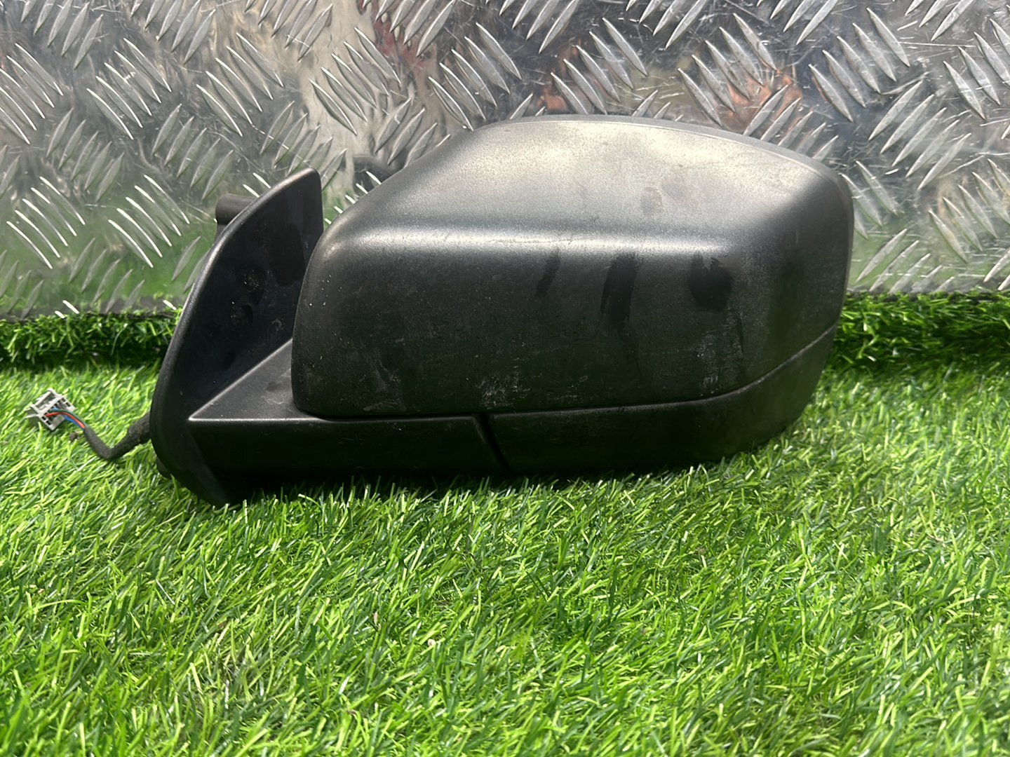 2004-2010 Land Rover Discovery L319- Left Door Mirror PN: 5 WIRE TYPE
