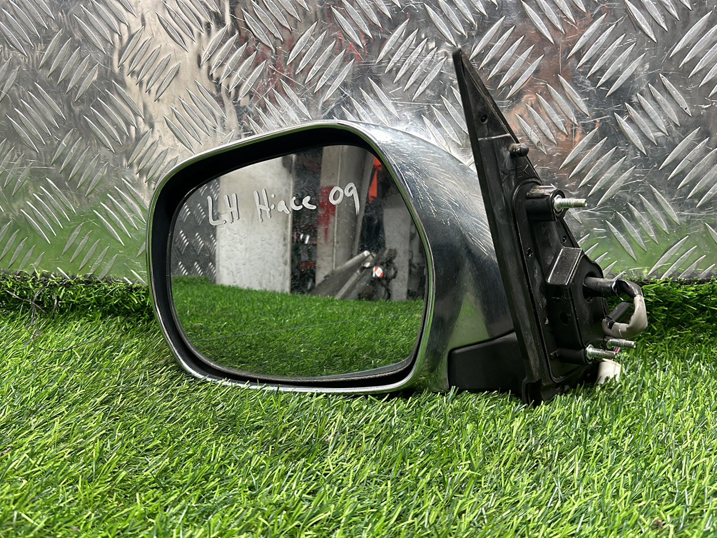 2004 - 2019 Toyota Hiace Left Door Mirror 5 WIRE TYPE