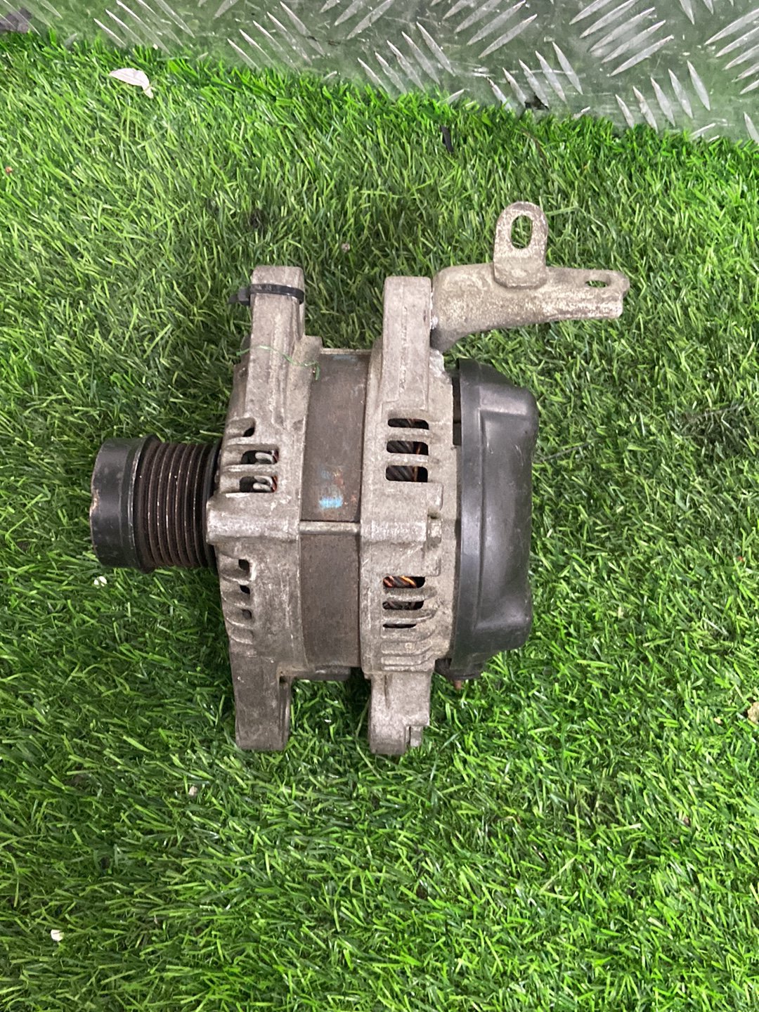 Toyota Camry Alternator 2706031080