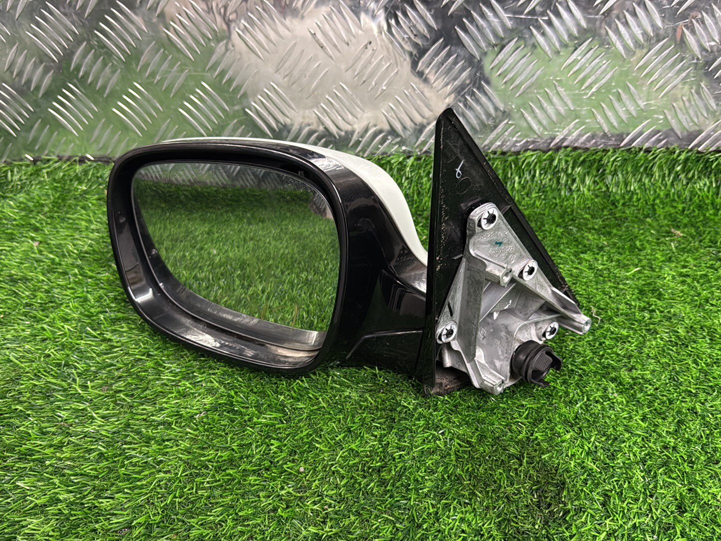2009 - 2016 BMW X1 Left Door Mirror 3 PIN