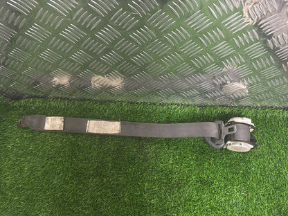 1997 - 2004 Toyota Hilux Right Front Seat Belt TK-AB0-EF495