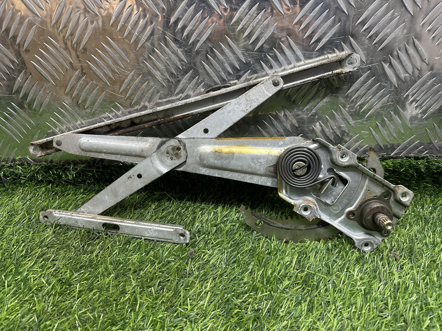 1990-2004 Toyota Hiace- Right Front Window Regulator PN: MANUAL