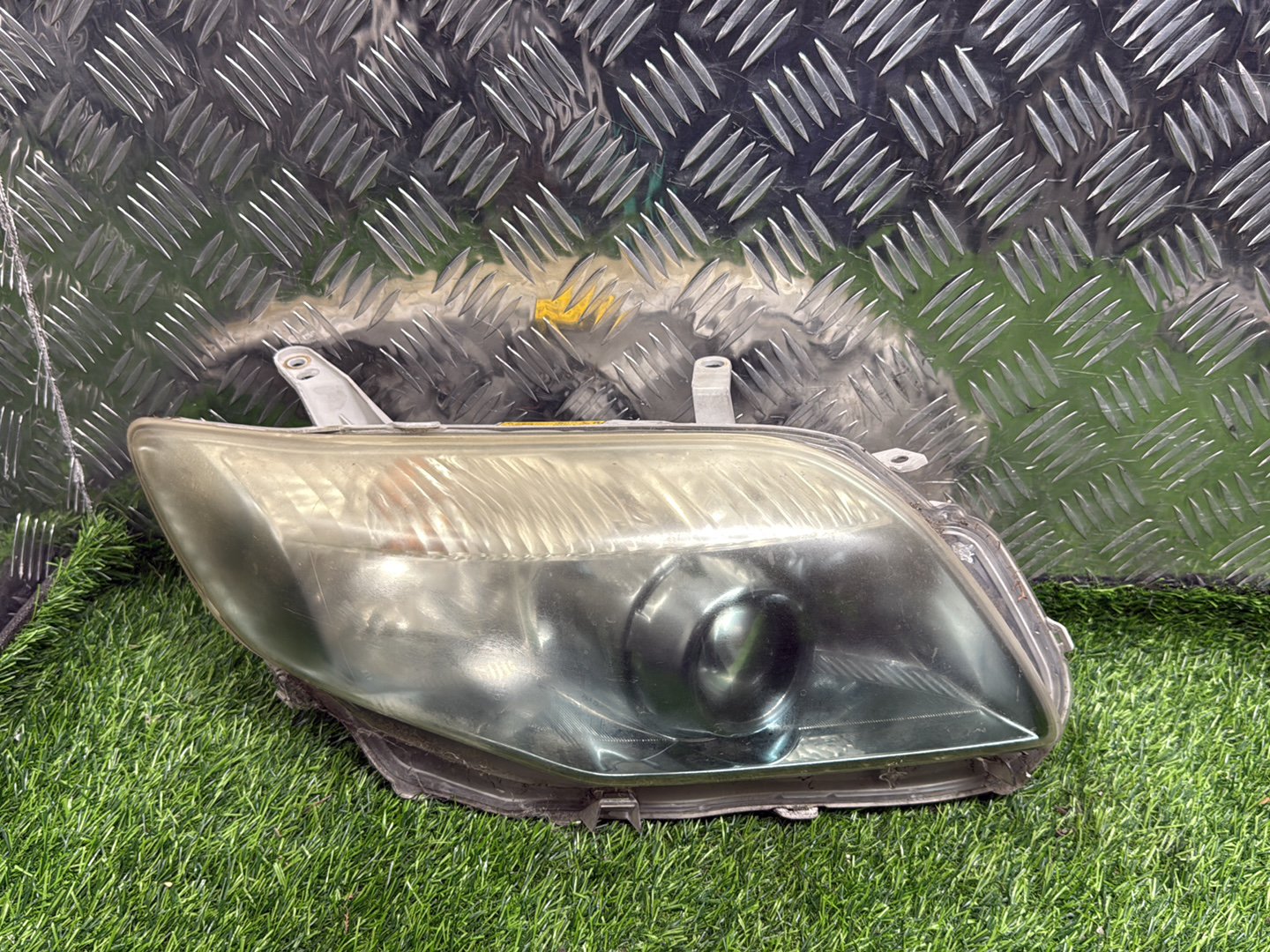 2012 - 2018 Toyota Corolla Right Headlight 12-526