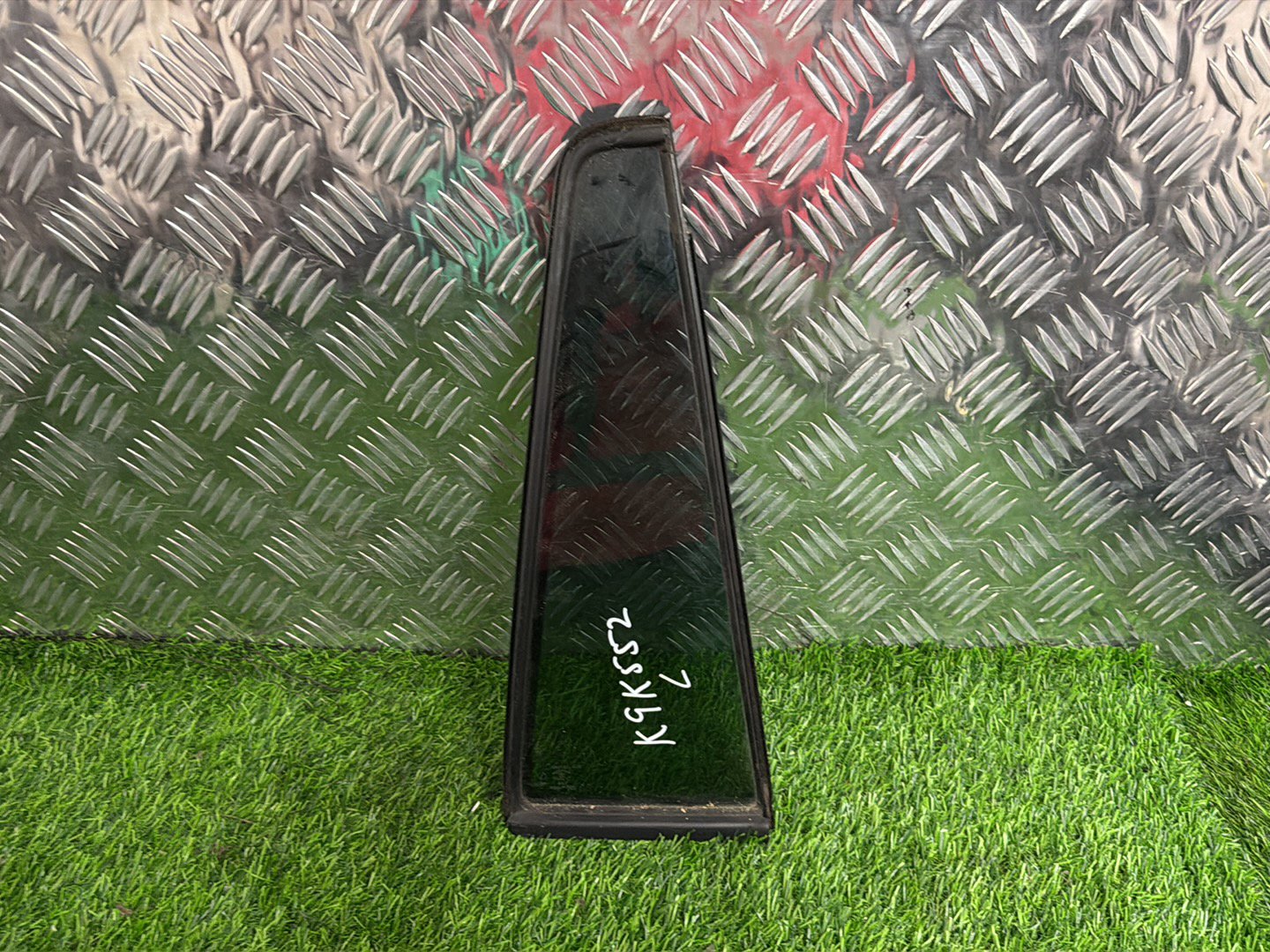 2002 - 2007 Mazda Demio Left Rear Quarter Door Glass M3Q8 tint