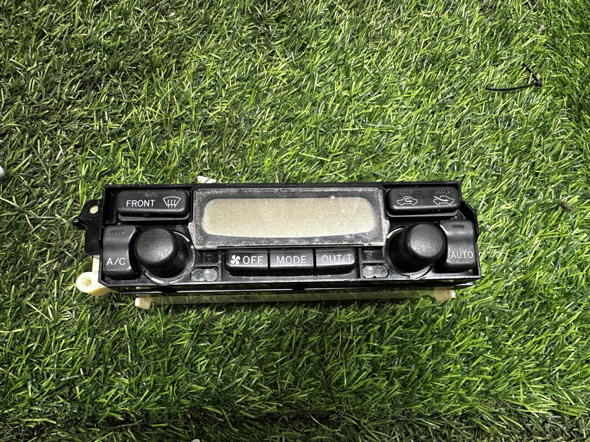 1995-2002 Toyota Hilux Surf - Climate Controller PN: 55900-35350