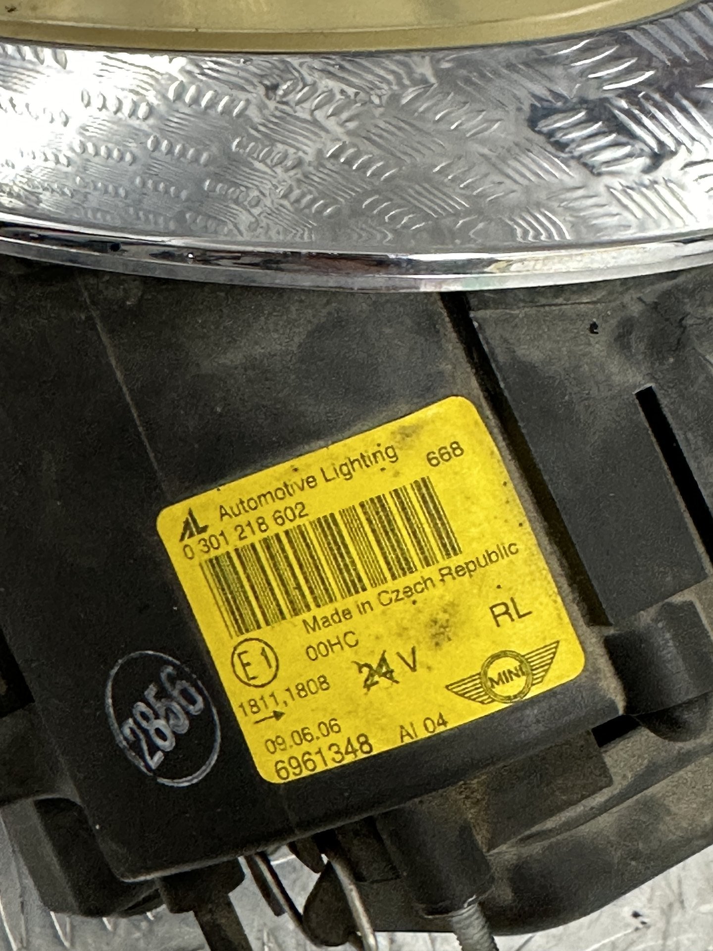 2001-2006 MINI Cooper Right Headlight 0 301 218 602