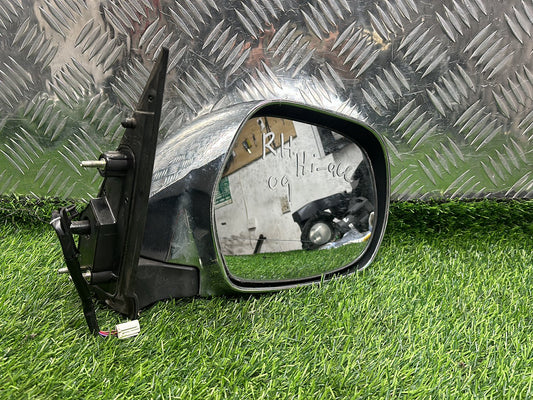 2004-2019 Toyota Hiace H200- Right Door Mirror PN: 5 WIRE TYPE