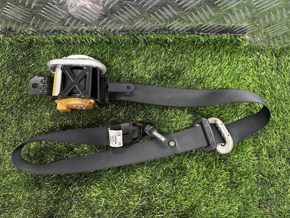 2004-2015 Nissan Navara D40 - Left Front Seat Belt PN: G109