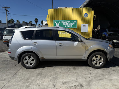 2008 Mitsubishi Outlander 4B12 BH9350 WRECKING FOR PARTS ONLY