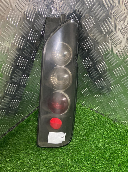 2004 - 2019 Toyota Hiace Right Taillight SMOKED TYPE