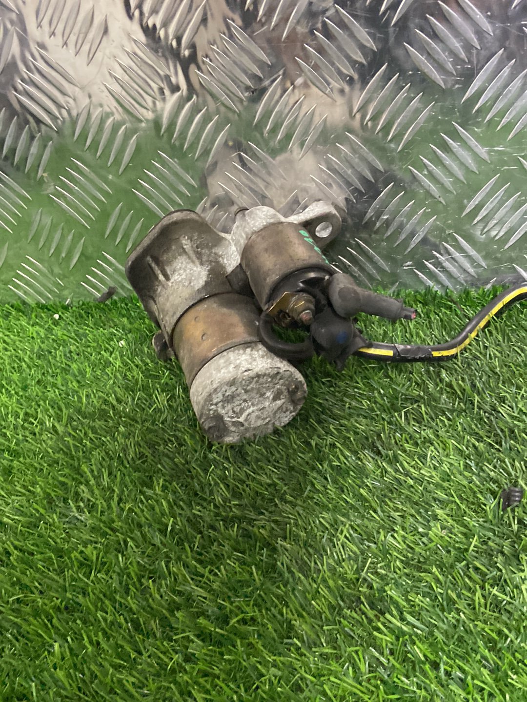 Nissan Tiida Starter Motor 23300EN200