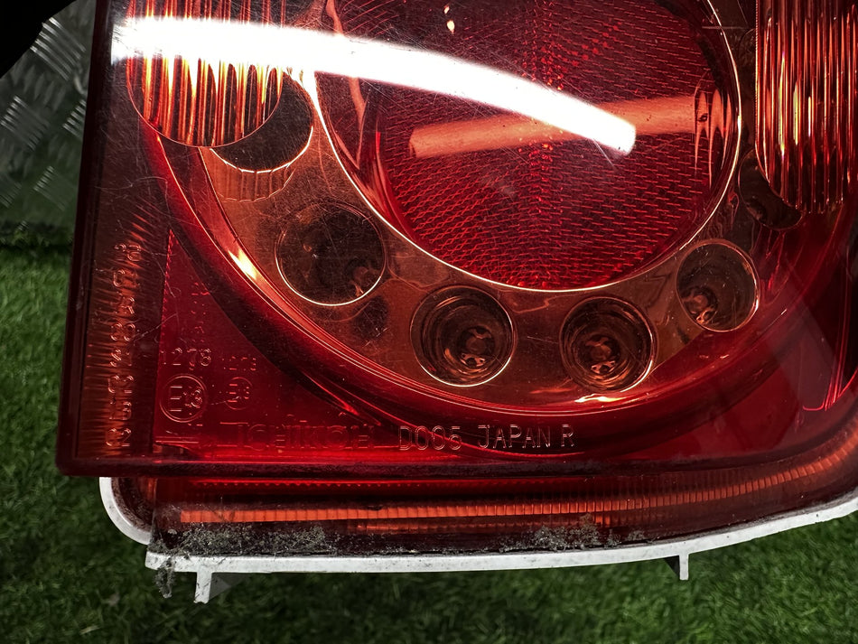 2002-2010 Nissan Elgrand E51 - Right Taillight PN: ICHIKOH D005