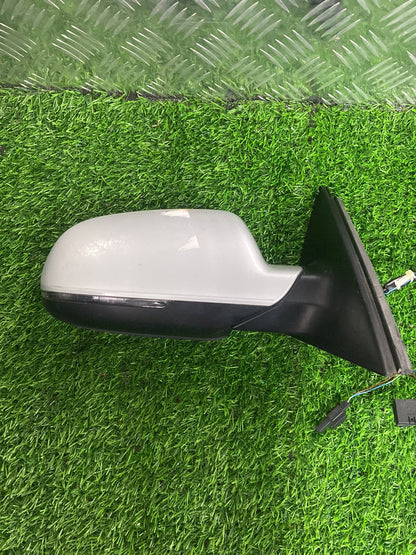 2007 - 2015 Audi A4 Right Door Mirror 2 Plug (10+2) Type