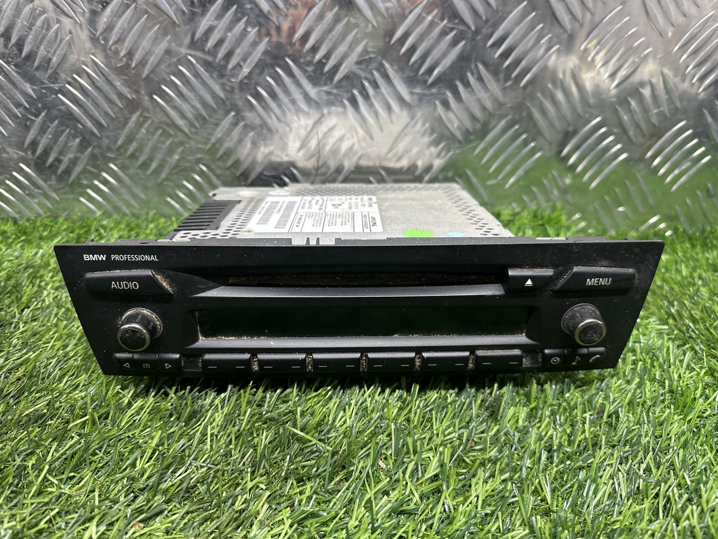 2009-2016 BMW X1 E84- Radio CD Player PN: CD73- 65.12-9 187 108
