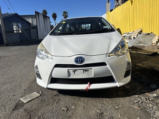 2012 Toyota Aqua Hybrid NHP10