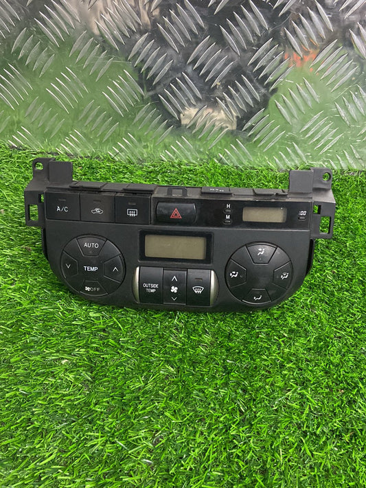 2005 - 2012 Toyota RAV4 Heater/AC Controls 88650-42160