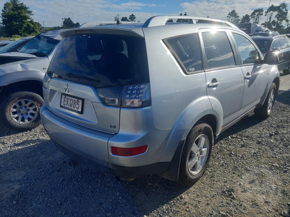 2008 Mitsubishi Outlander 4B12 BH9350 WRECKING FOR PARTS ONLY