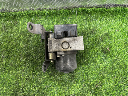 1996-2002 Toyota Land Cruiser Prado - ABS Pump/Modulator PN: 44510-60026