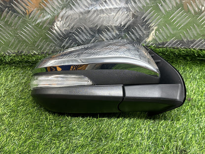 2015-2023 Toyota Hilux- Right Door Mirror PN: 5 WIRE TYPE