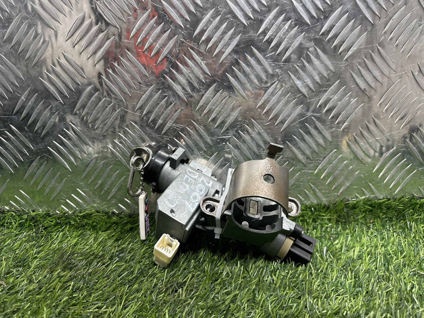 2002-2007 Mazda Demio DY- Ignition With Key PN: