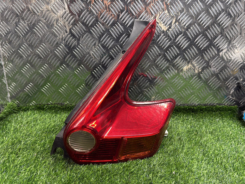2010-2015 Nissan Juke F15- Right Taillight PN: ICHIKOH VALEO T003