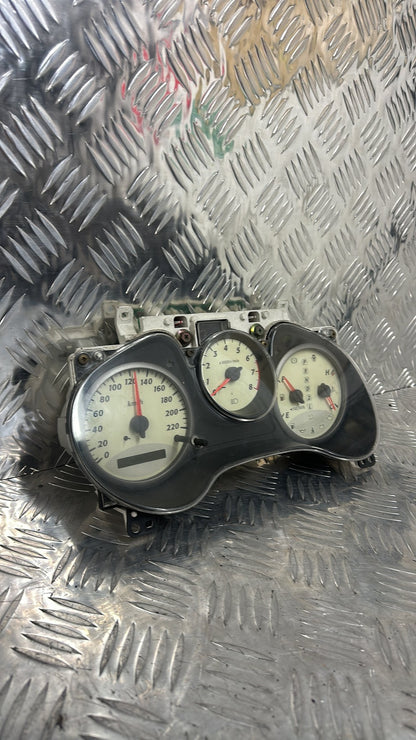 2000-2003 Toyota RAV4 Instrument Cluster 83800-4A021
