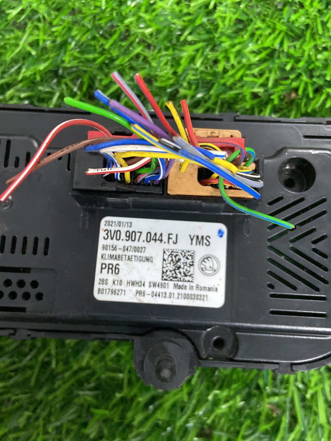 Skoda Superb Heater/AC Controls 3V0907044FJ