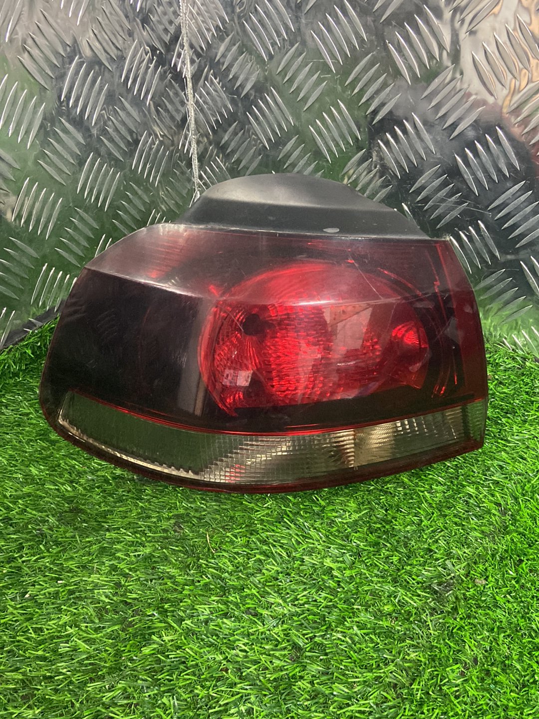 2008 - 2013 Volkswagen Golf Left Taillight A046341