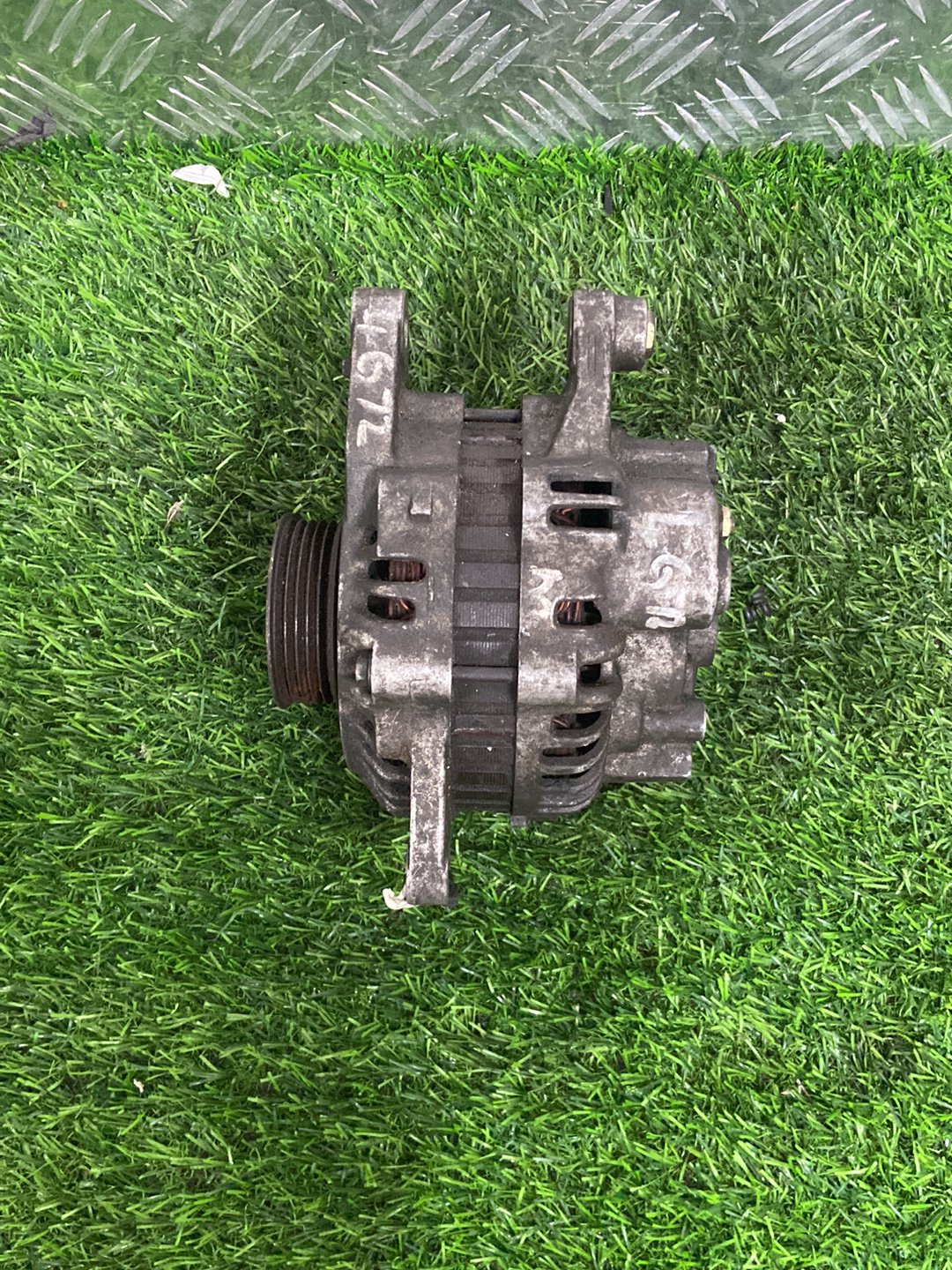 Mitsubishi Pajero Alternator MD303481
