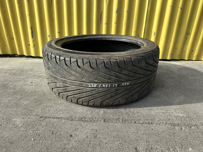 - Tyre PN: 225/45/17 94V