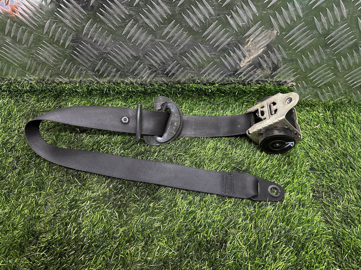 2006-2013 MINI Cooper R56 - Right Front Seat Belt PN: 601028800E