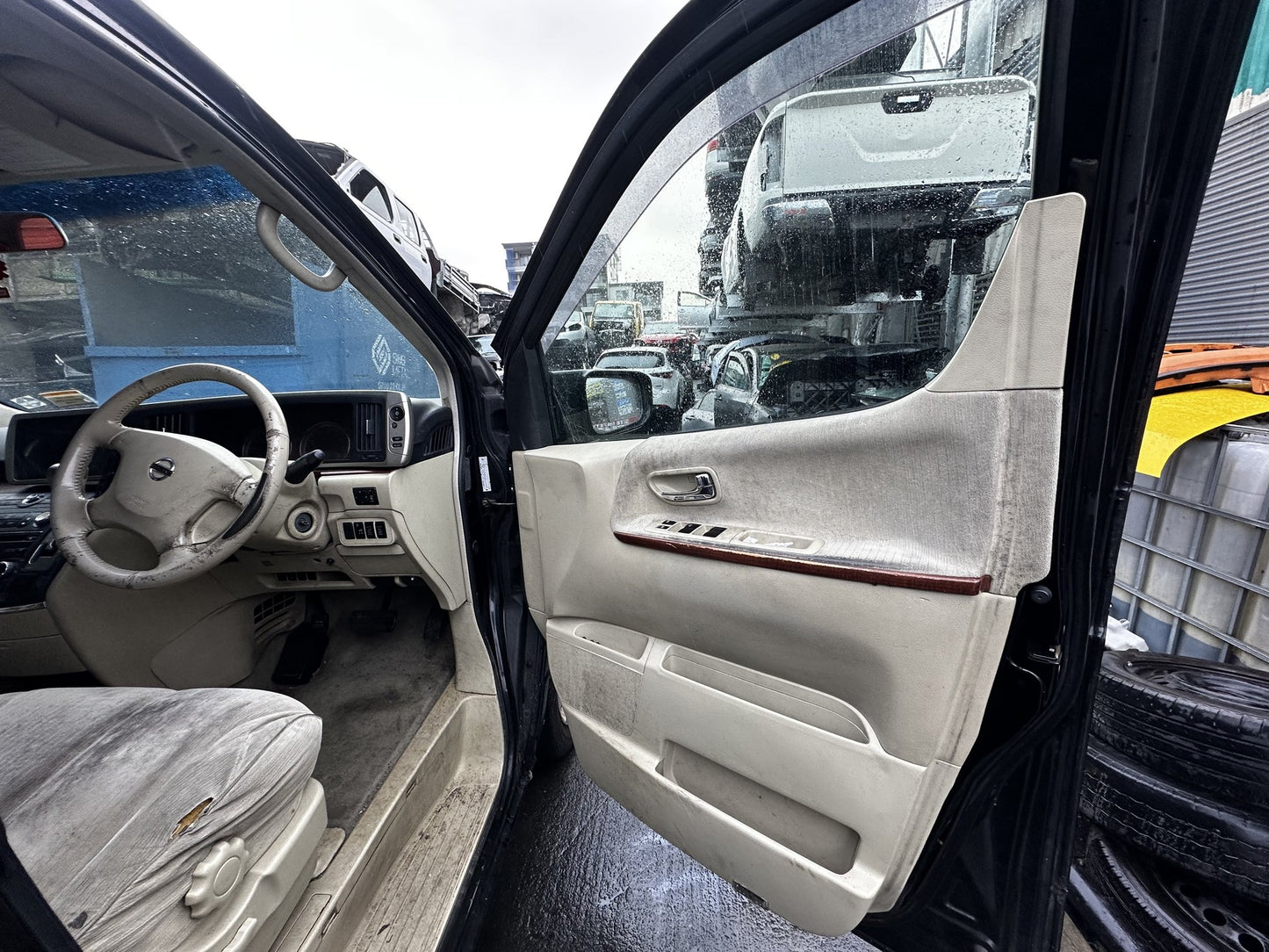 2005 Nissan Elgrand Highway Star E51