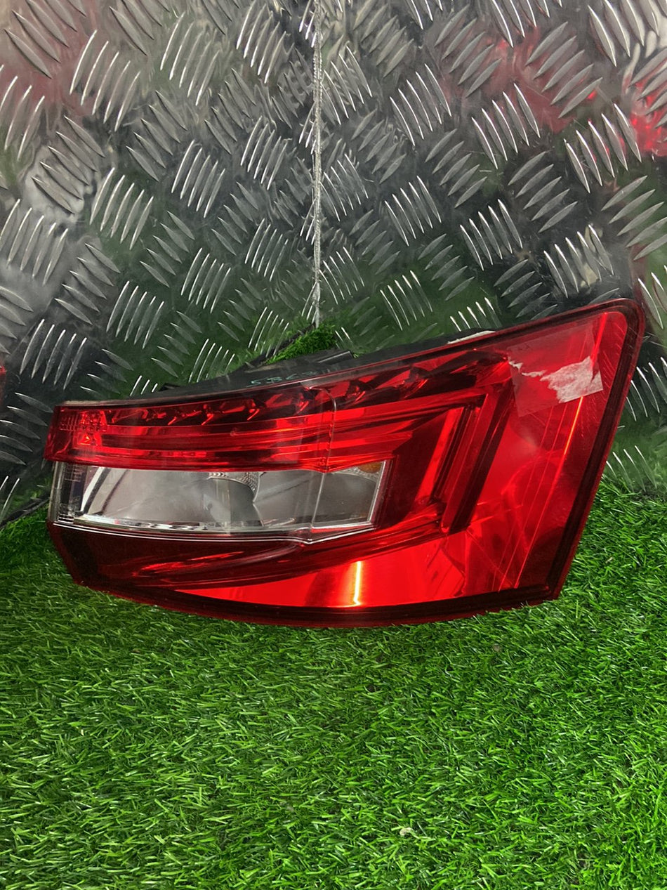 2015-2024 Skoda Superb III 3V- Right Taillight PN: 3V9945208A