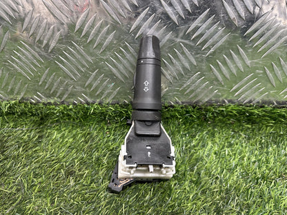 2001-2012 Nissan Caravan E25- Right Combination Switch PN: 5690A