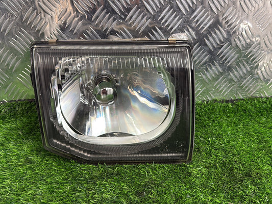 1991 - 1997 Mitsubishi Pajero Right Headlight 110-87233