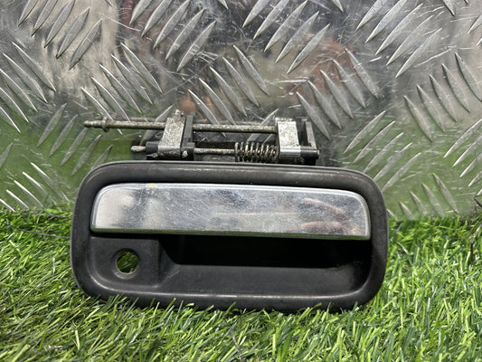 1996-2002 Toyota Land Cruiser Prado- Right Front Exterior Door Handle PN: