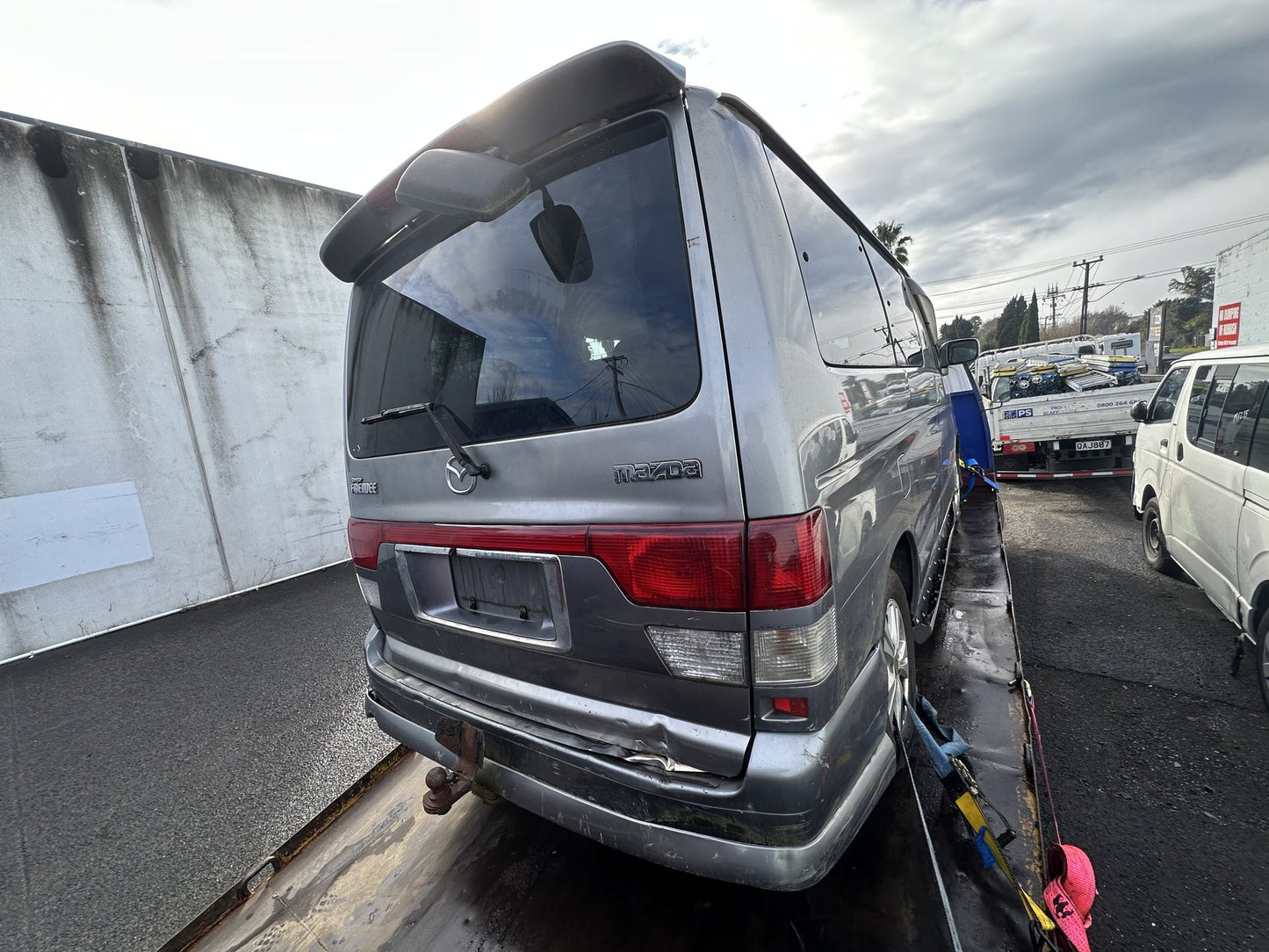 2006 Mazda Bongo Friendee SGEW