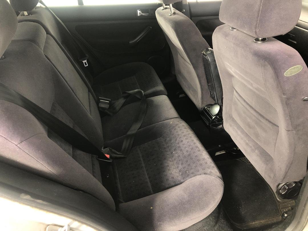 2001 Volkswagen Golf WVWZZZ1JZ1P546963