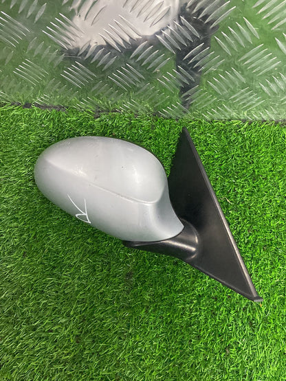2004 - 2011 BMW 118i Right Door Mirror 3 PIN Type