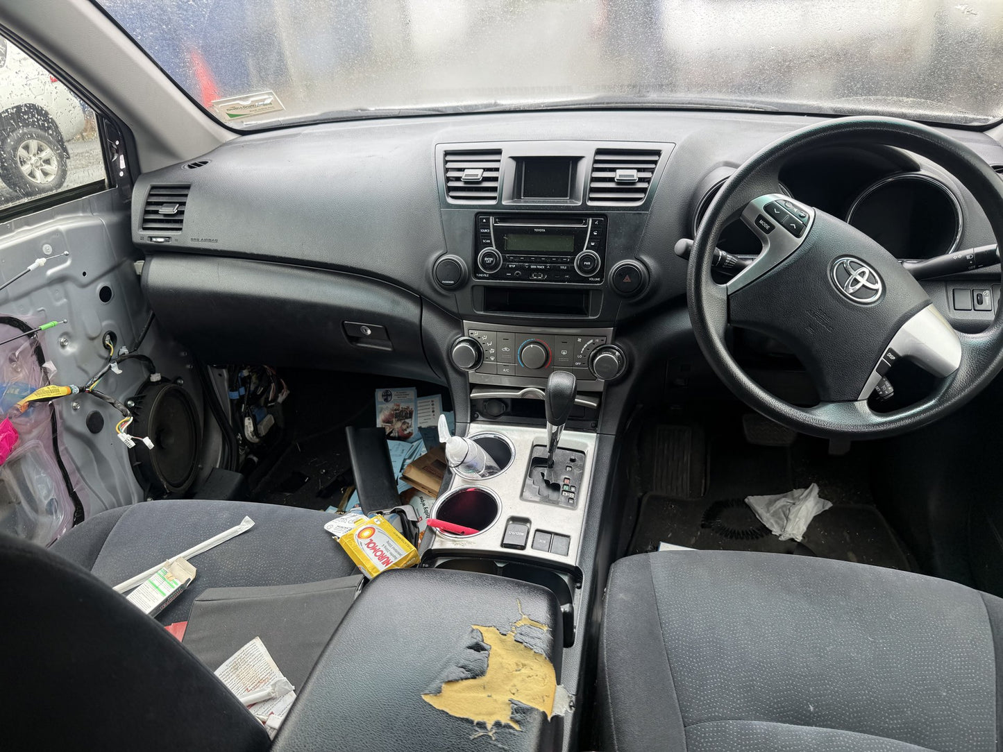 Now Wrecking: 2013 Toyota Highlander(2GR-J822761) – Parts Available