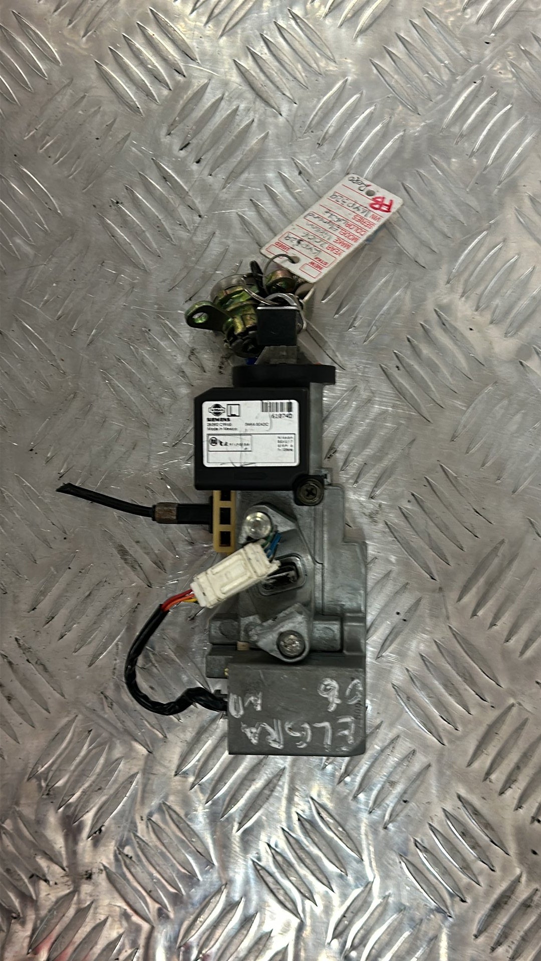 2002-2010 Nissan Elgrand NE51- Ignition With Key PN: AS-62