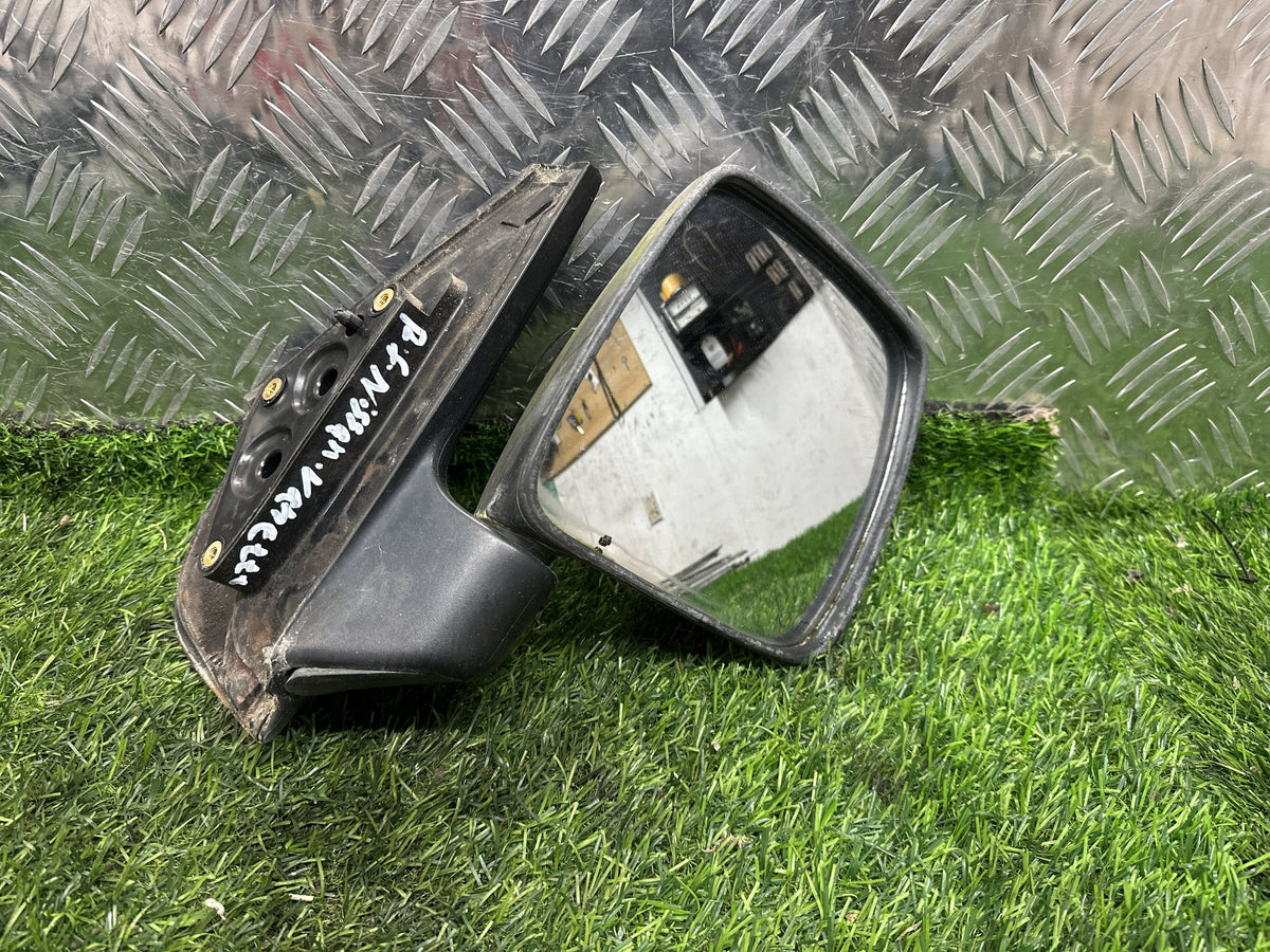 1999-2004 Nissan Vanette SK82 - Right Door Mirror PN: MANUAL TYPE